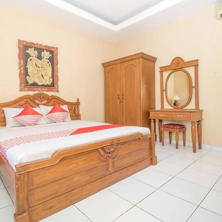 ג'ימבאראן Oyo 3134 Puri Tamu Hotel מראה חיצוני תמונה