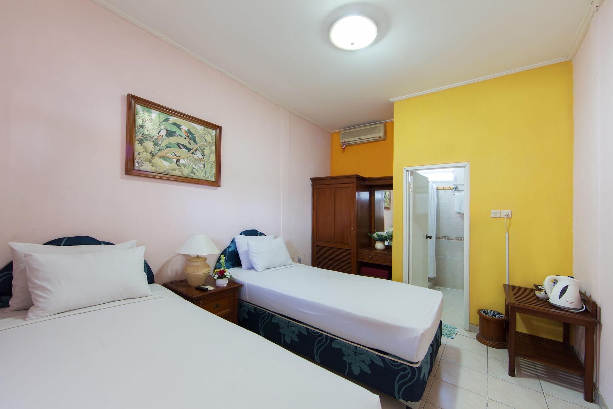 ג'ימבאראן Oyo 3134 Puri Tamu Hotel מראה חיצוני תמונה