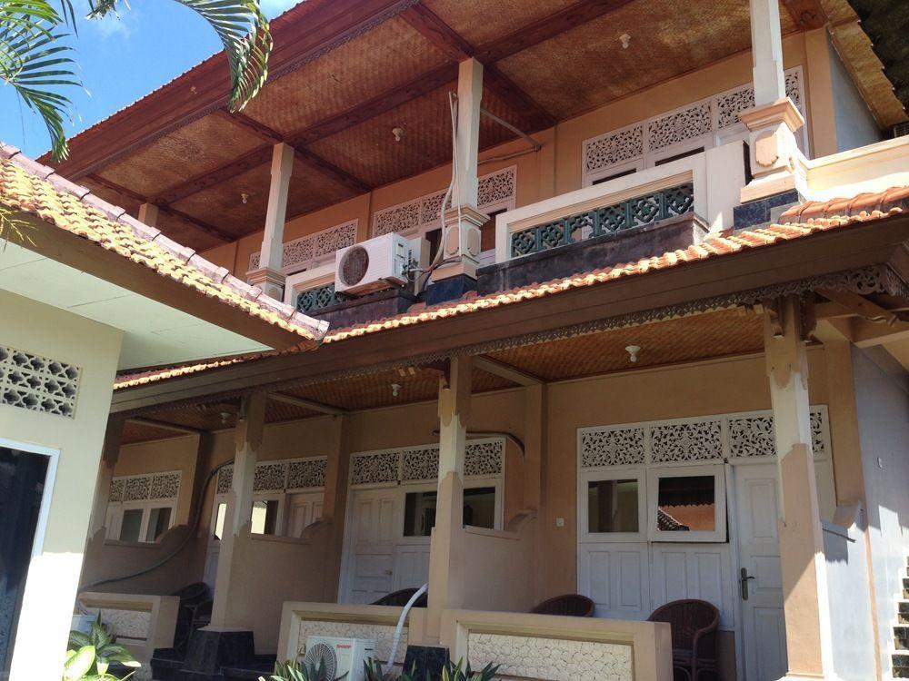 ג'ימבאראן Oyo 3134 Puri Tamu Hotel מראה חיצוני תמונה