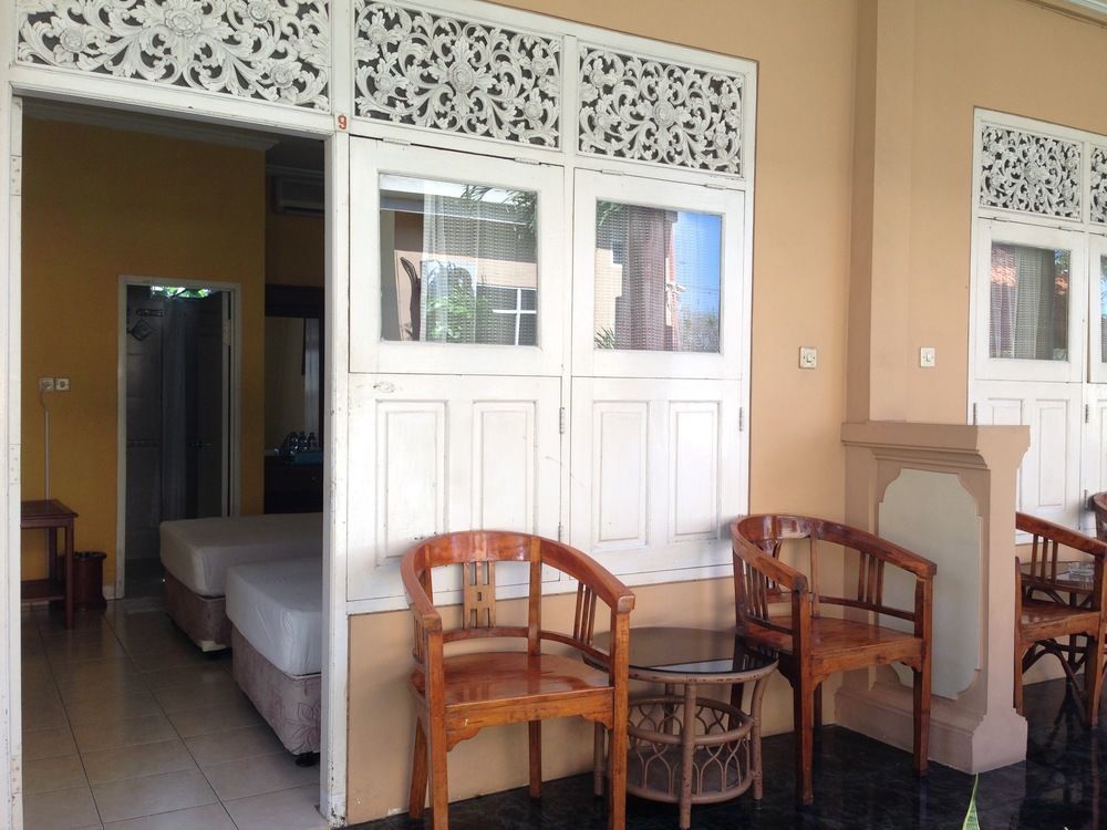 ג'ימבאראן Oyo 3134 Puri Tamu Hotel מראה חיצוני תמונה