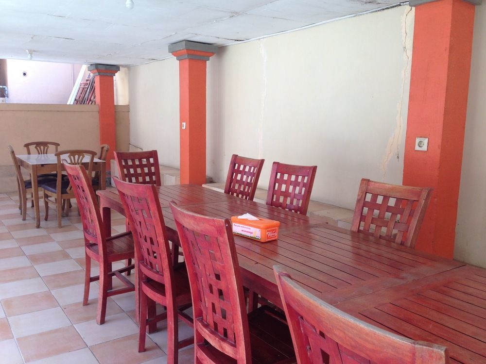 ג'ימבאראן Oyo 3134 Puri Tamu Hotel מראה חיצוני תמונה